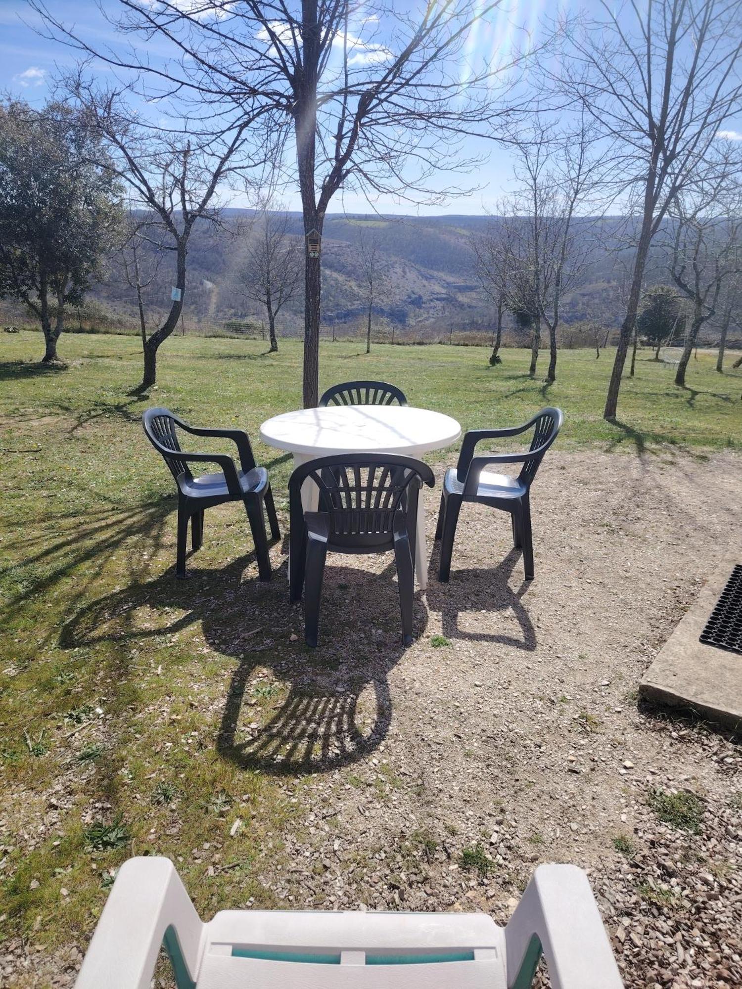 Gites Des Deux Vallees La Borieta Du Causse - 로카마두르 외부 사진